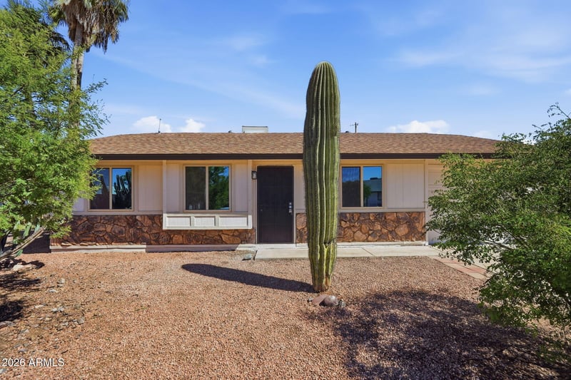 2005 S Apache Dr, Apache Junction, AZ 85120