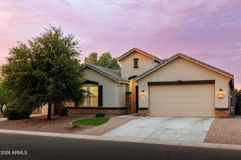 2005 Aston Dr, San Tan Valley, AZ 85144
