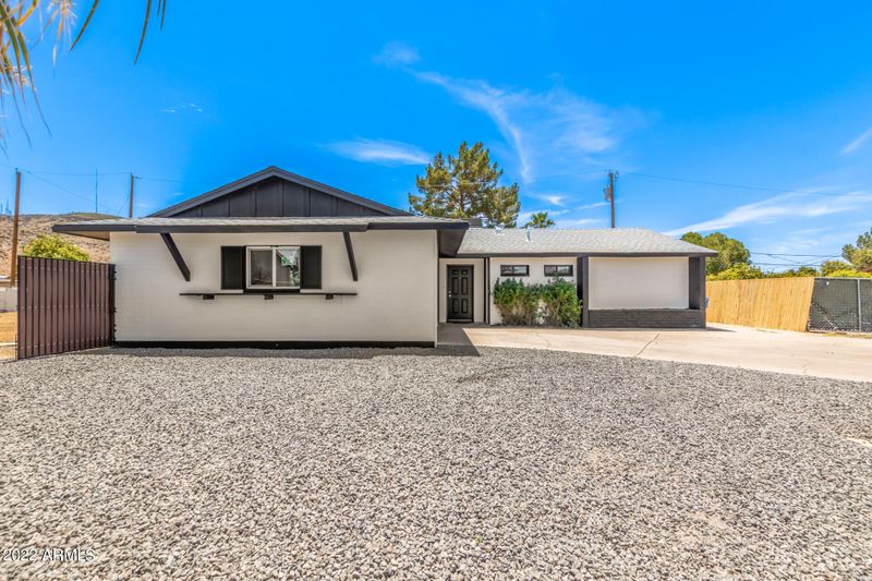 2005 W Surrey Ave, Phoenix, AZ 85029