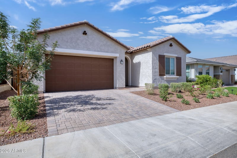20050 Montecito Ave, Litchfield Park, AZ 85340