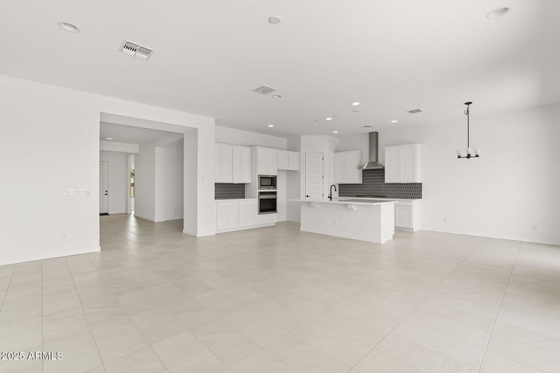 20051 El Nido Ln, Litchfield Park, AZ 85340