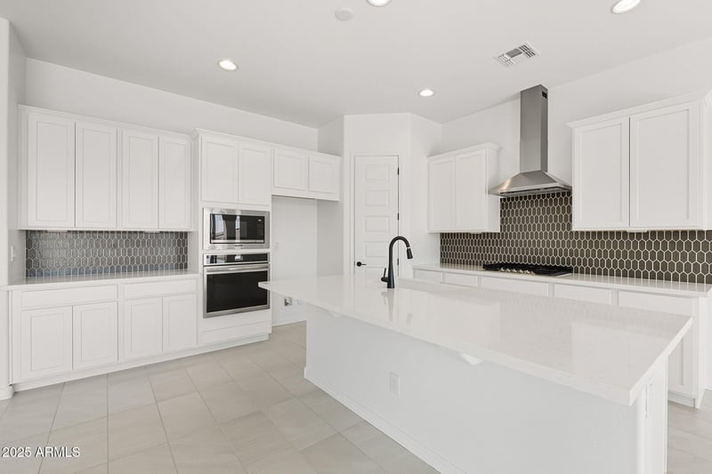 20051 El Nido Ln, Litchfield Park, AZ 85340