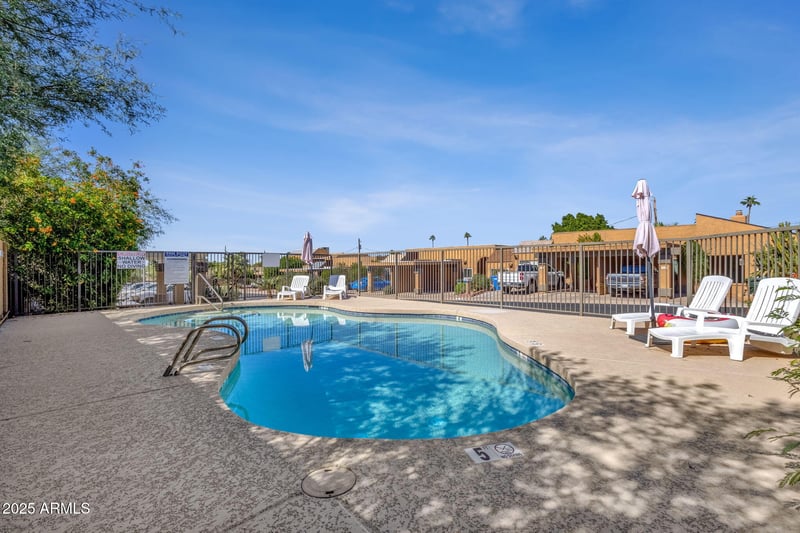 2006 51st Way, Phoenix, AZ 85008