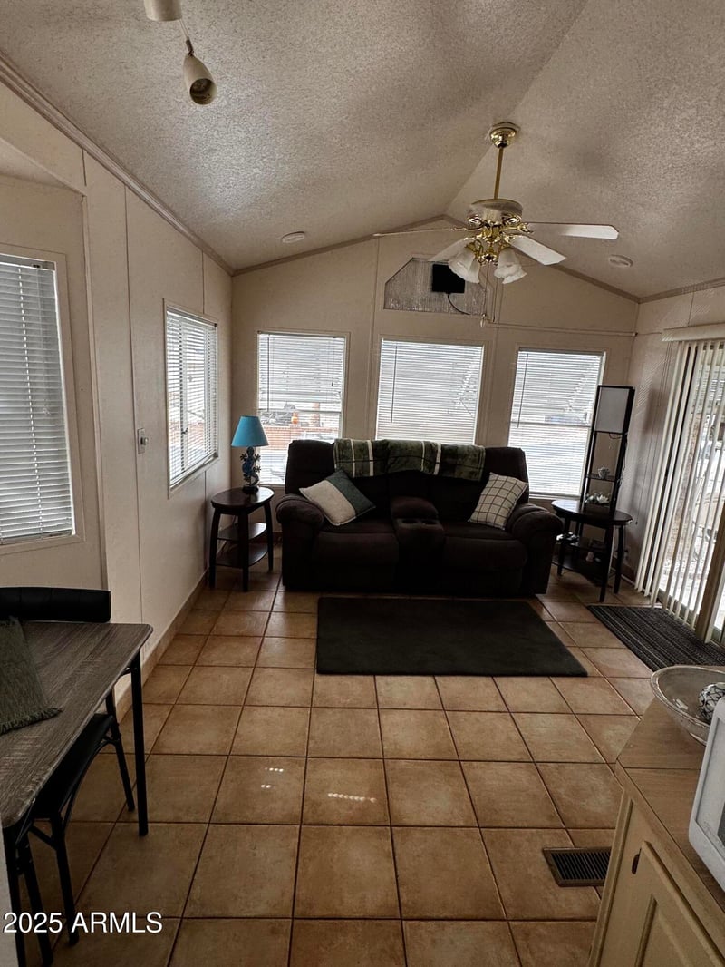 2006 Eno -- #6, Apache Junction, AZ 85119