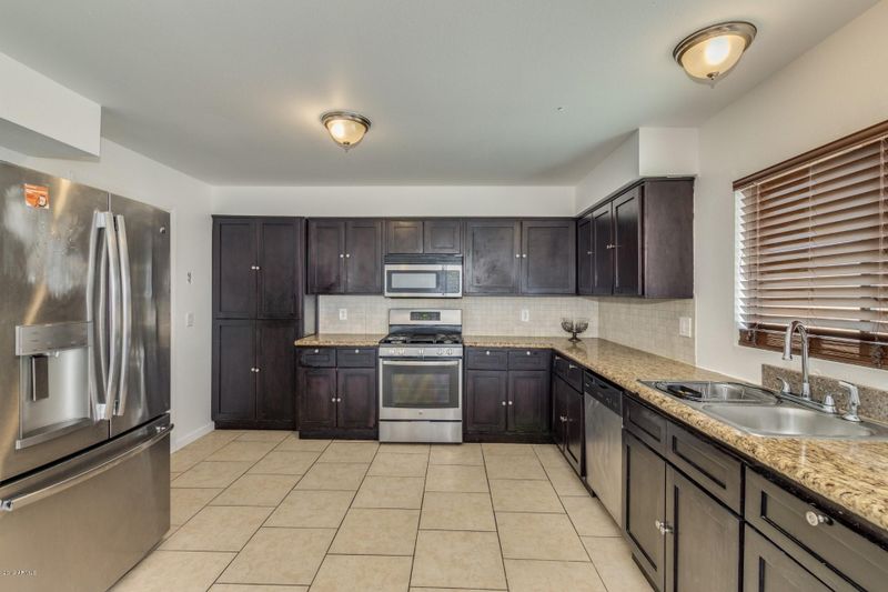 2007 W Atlanta Ave, Phoenix, AZ 85041