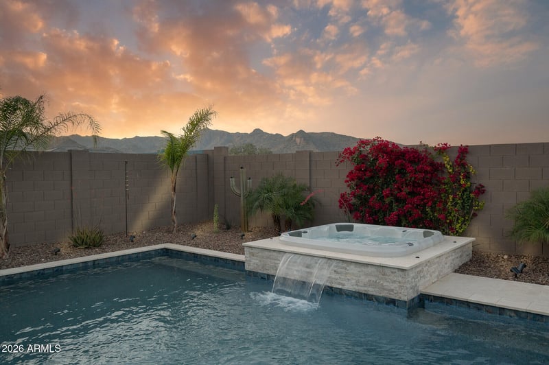 20076 Campbell Ave, Litchfield Park, AZ 85340