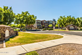 2008 N 77th Ln, Phoenix, AZ 85035