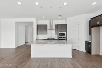 20081 El Nido Ln, Litchfield Park, AZ 85340