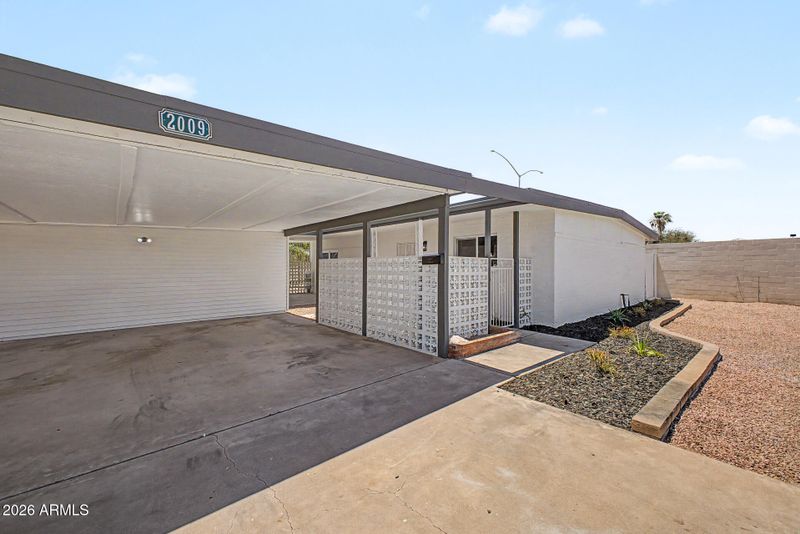 2009 E 3rd Dr, Mesa, AZ 85204