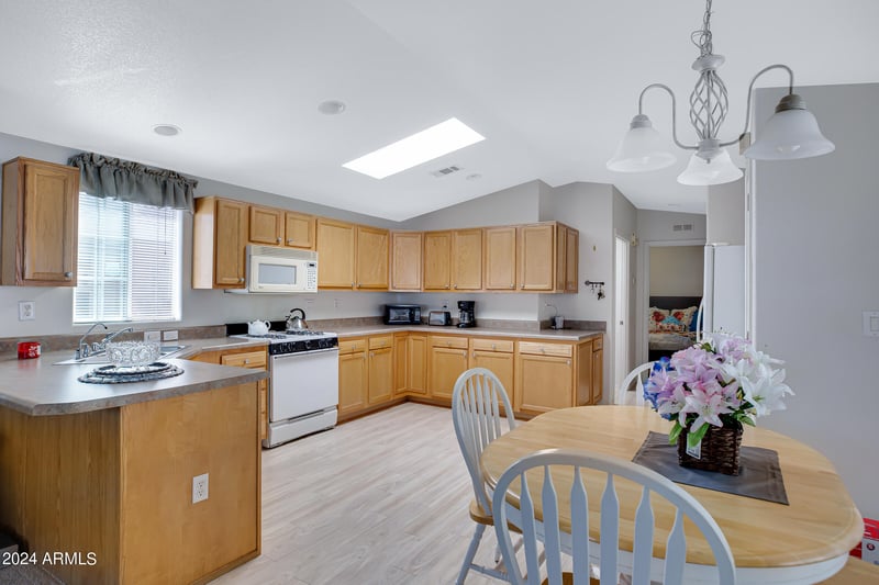 201 Greenfield Rd #11, Mesa, AZ 85206