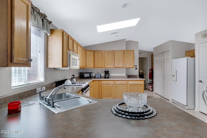 201 Greenfield Rd #11, Mesa, AZ 85206
