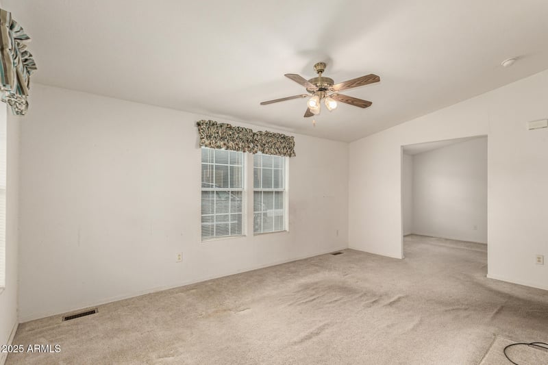 201 Greenfield Rd #17, Mesa, AZ 85206