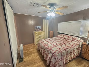 201 Greenfield Rd #18, Mesa, AZ 85206