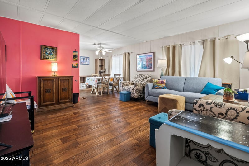 201 Greenfield Rd #330, Mesa, AZ 85206