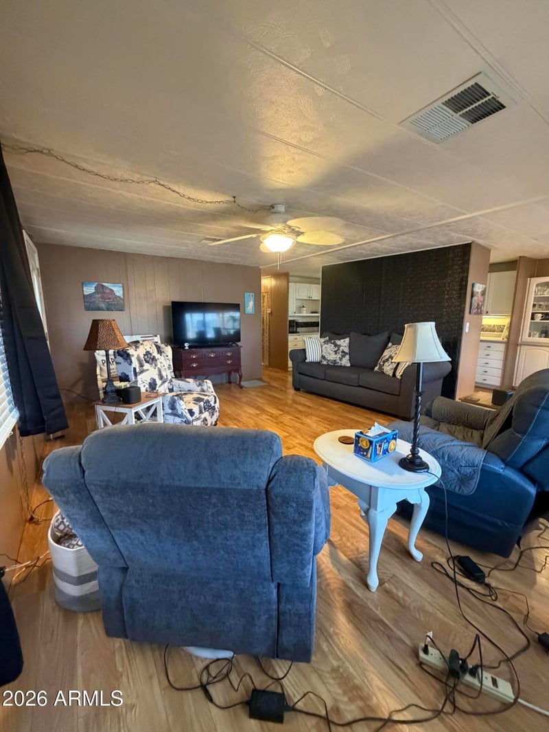 201 S Greenfield Rd #18, Mesa, AZ 85206