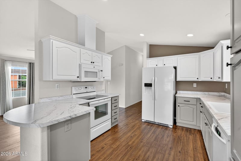 201 S Greenfield Rd #359, Mesa, AZ 85206