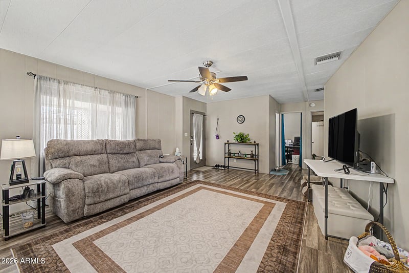 201 S Greenfield Rd #60, Mesa, AZ 85206