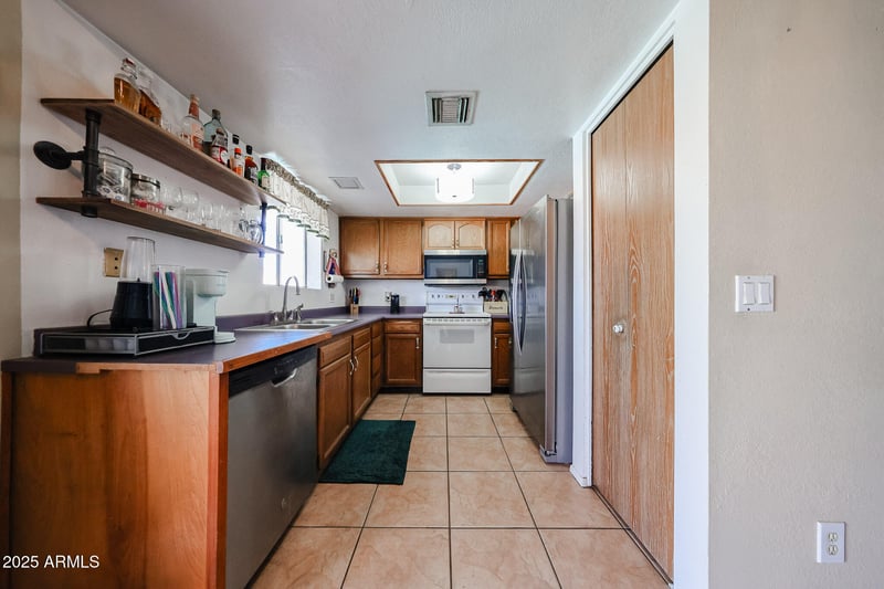 2010 Butler St, Chandler, AZ 85225
