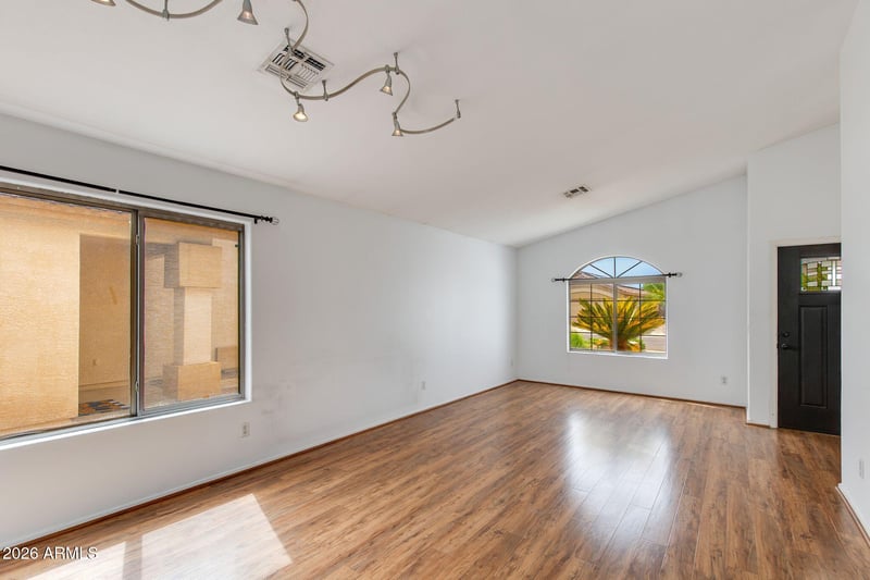 2010 E Aire Libre Ave, Phoenix, AZ 85022