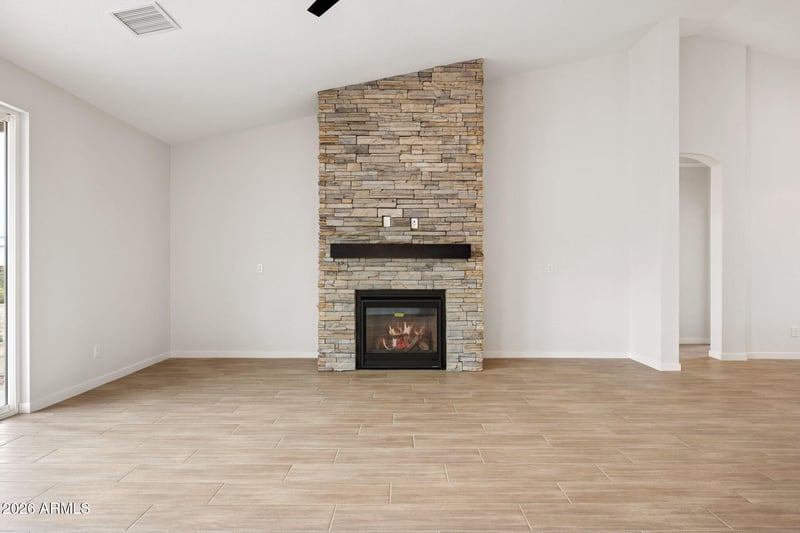 2010 Lucky Ln, Queen Creek, AZ 85144