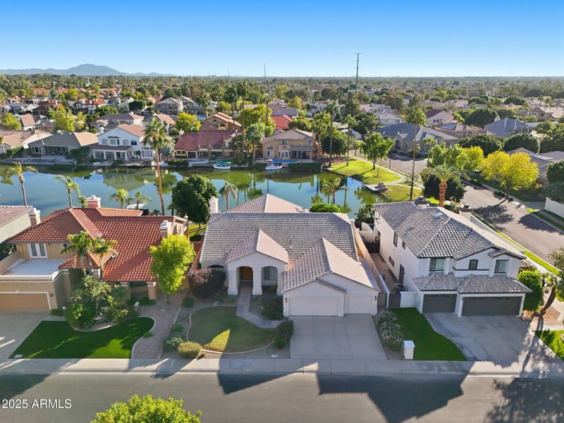 2011 Clipper Ln, Gilbert, AZ 85234