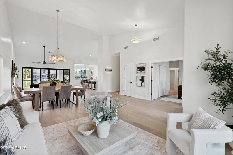 2011 E Clipper Ln, Gilbert, AZ 85234