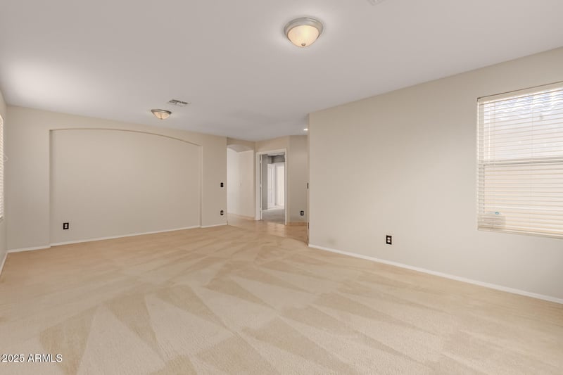 2011 Hasan Dr, Phoenix, AZ 85041