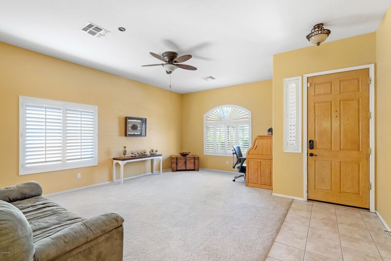 2011 N 109th Dr, Avondale, AZ 85392