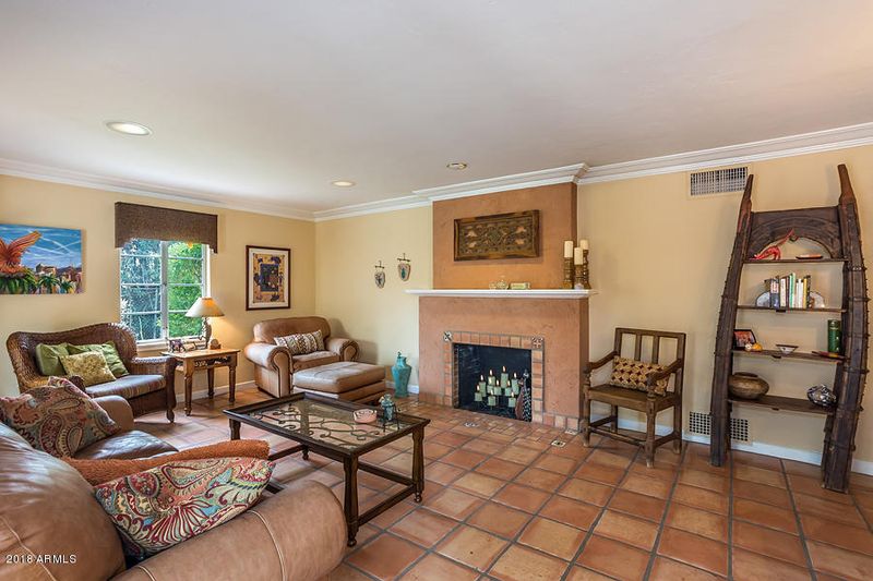 2011 N 11th Ave, Phoenix, AZ 85007