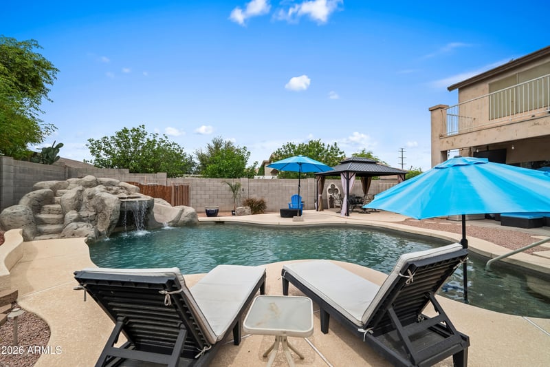 2011 W Branham Ln, Phoenix, AZ 85041