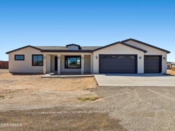 20111 Saguaro Vista Dr, Wittmann, AZ 85361