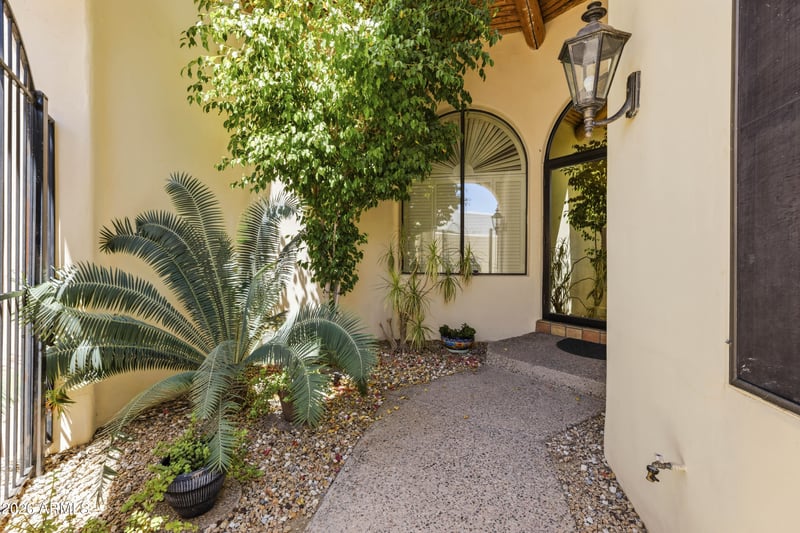 2012 E Northview Ave, Phoenix, AZ 85020