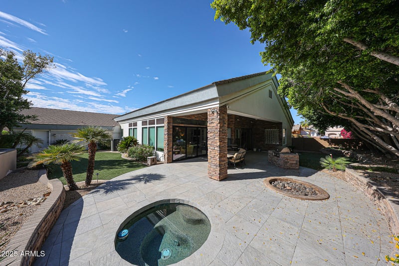 2012 Glenn Dr, Phoenix, AZ 85020