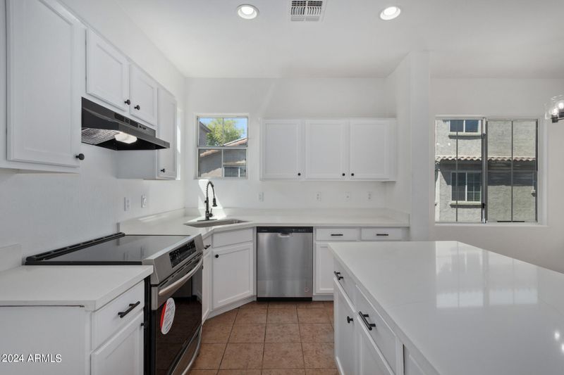 2012 N 78th Ave, Phoenix, AZ 85035