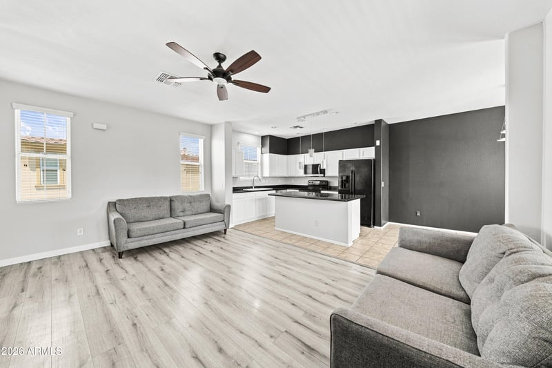 2012 78th Glen, Phoenix, AZ 85035