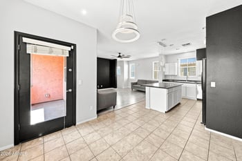 2012 78th Glen, Phoenix, AZ 85035