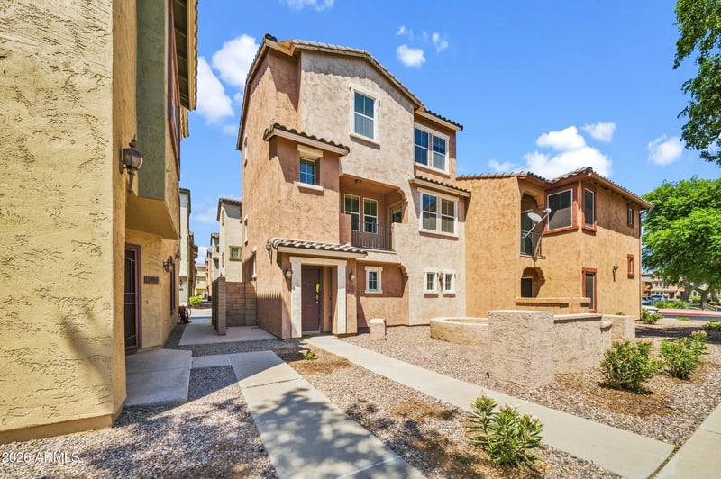 2012 78th Glen, Phoenix, AZ 85035