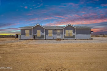 2012 380th Dr, Tonopah, AZ 85354