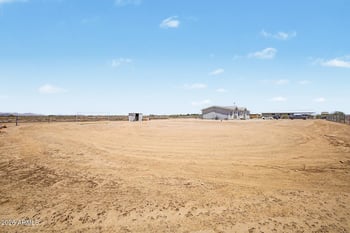2012 380th Dr, Tonopah, AZ 85354