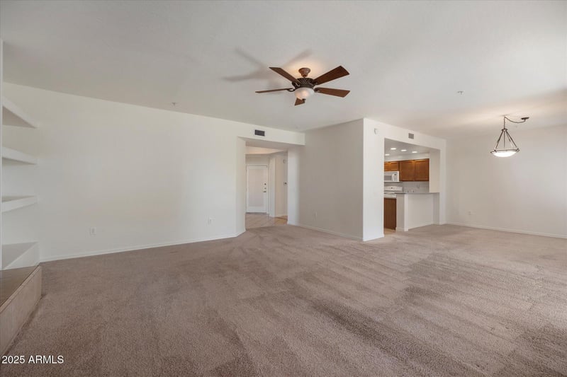 20121 76th St #2031, Scottsdale, AZ 85255