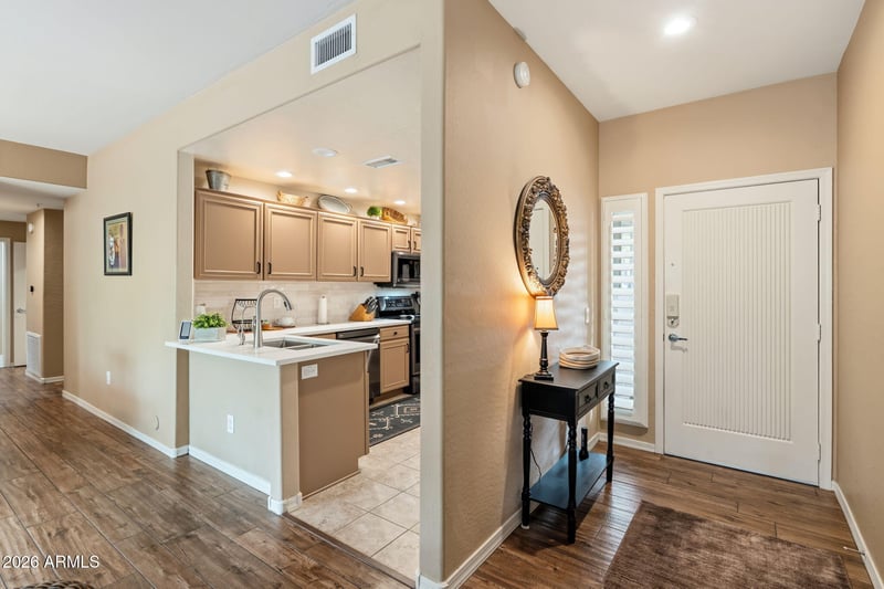 20121 76th St #1047, Scottsdale, AZ 85255