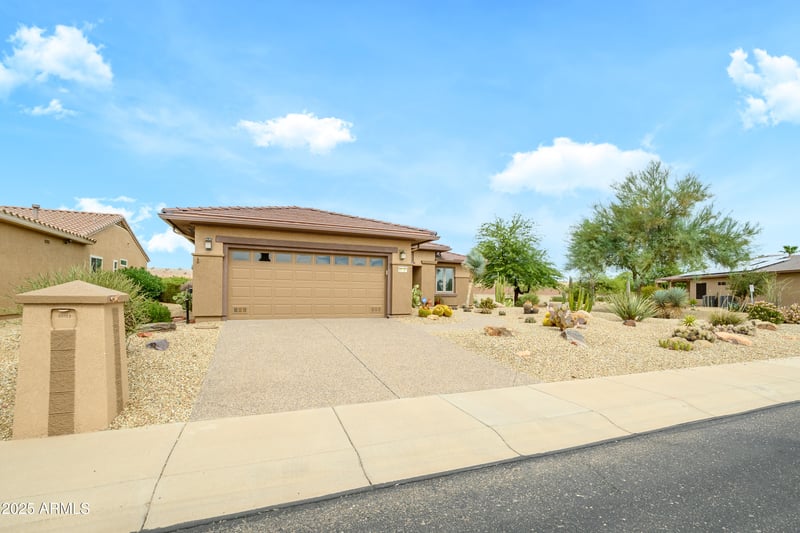 20122 London Bridge Dr, Surprise, AZ 85387