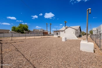 2013 Jefferson St, Phoenix, AZ 85009