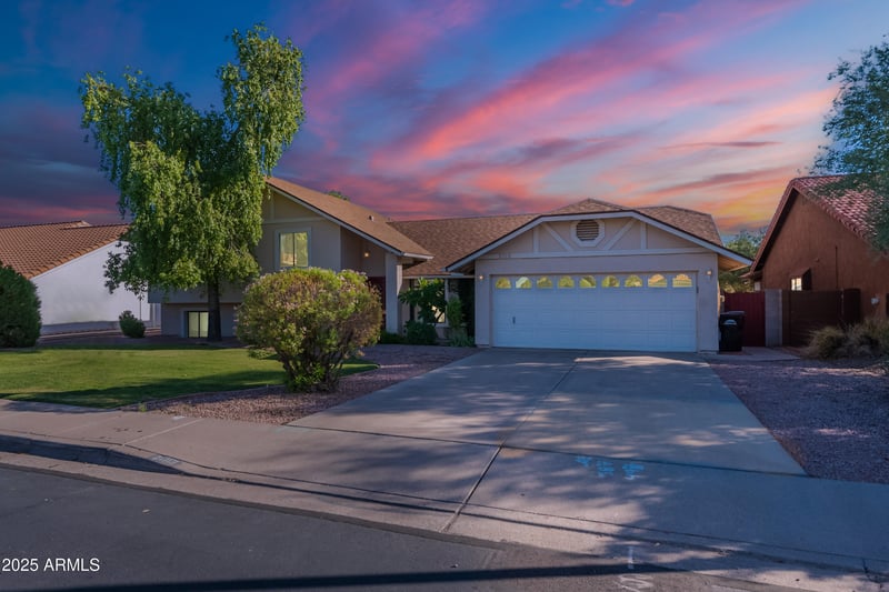 2013 Lockwood St, Mesa, AZ 85213