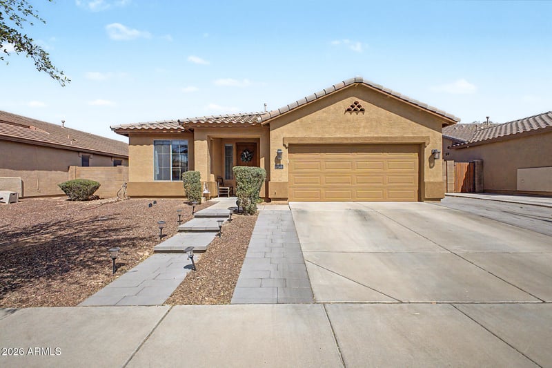 2013 N 119th Dr, Avondale, AZ 85392
