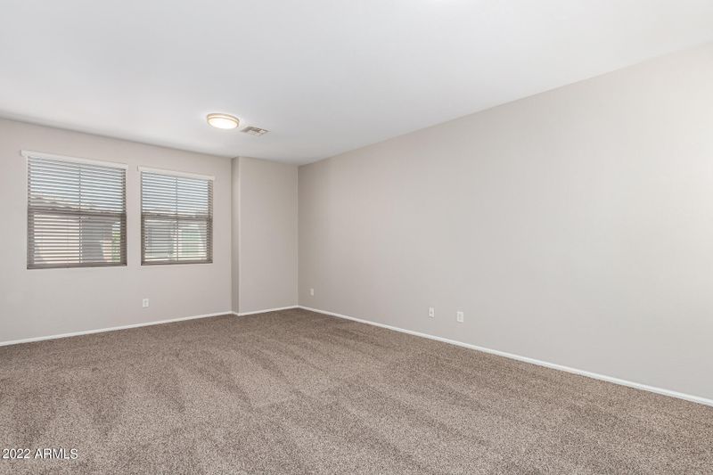 2013 N 77th Dr, Phoenix, AZ 85035