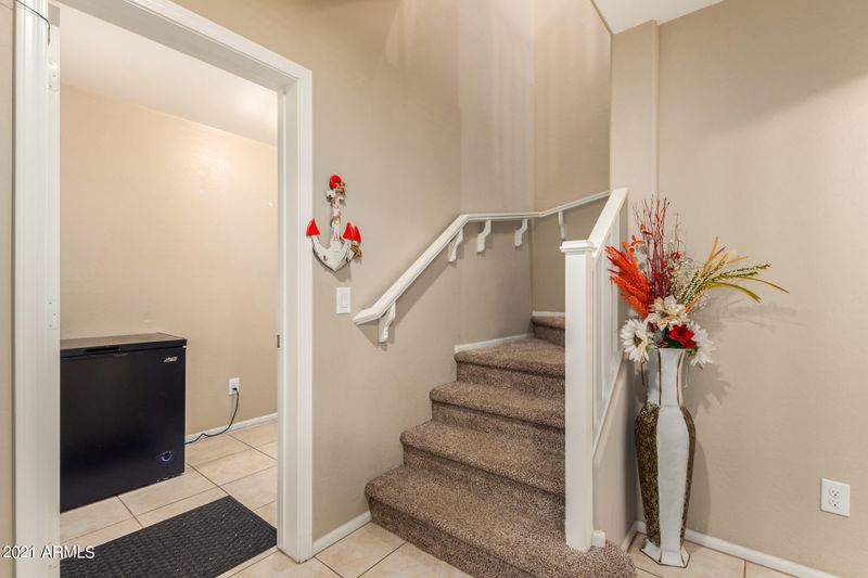 2013 N 77th Glen, Phoenix, AZ 85035