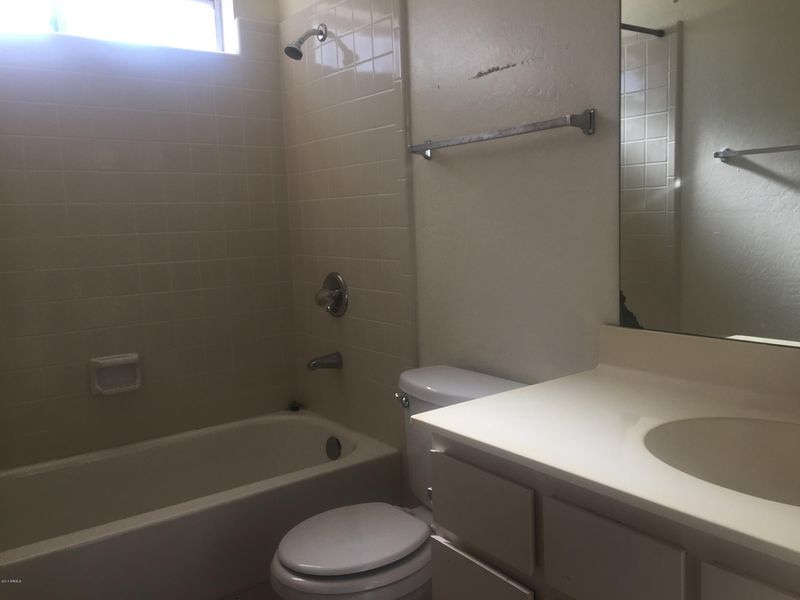 2013 N Hunt Cir #103, Mesa, AZ 85203