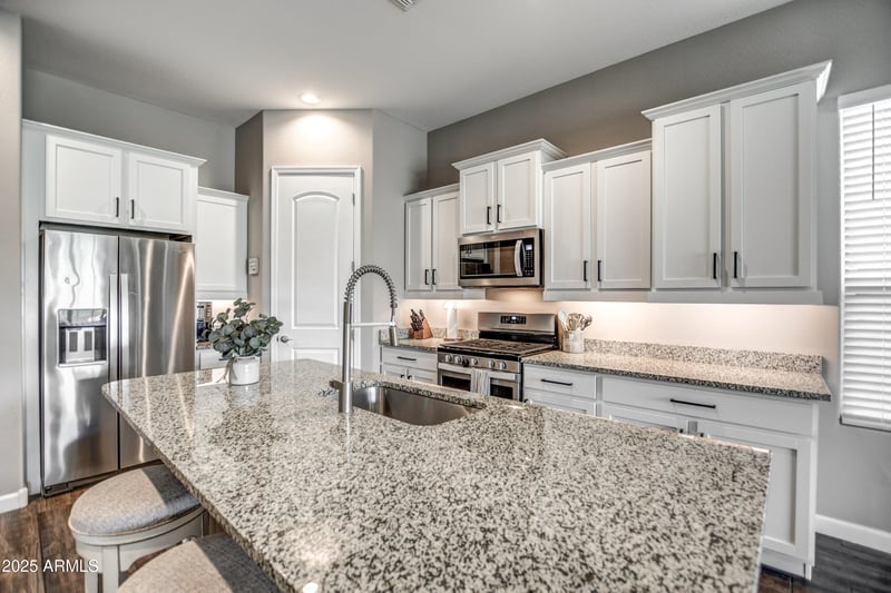 2013 Plum Rd, Phoenix, AZ 85085