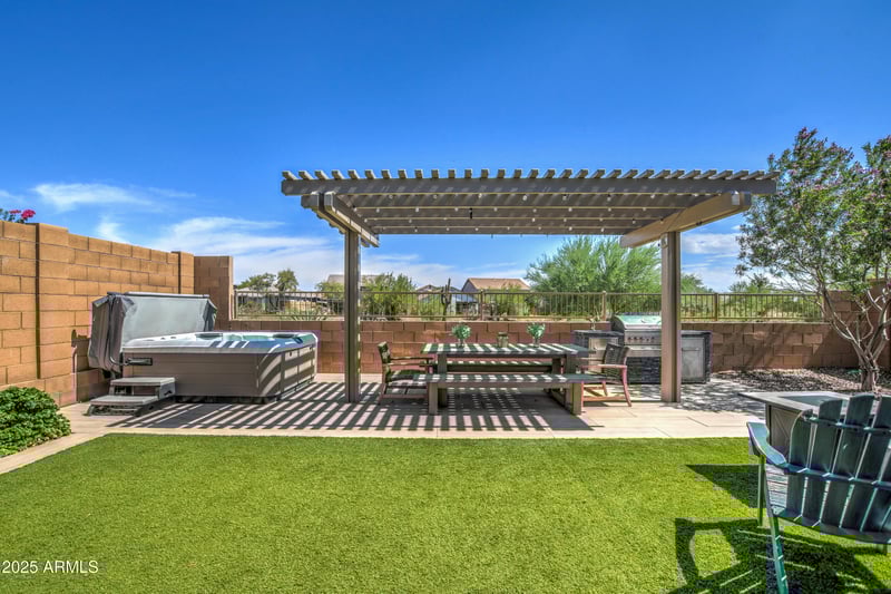 2013 Plum Rd, Phoenix, AZ 85085